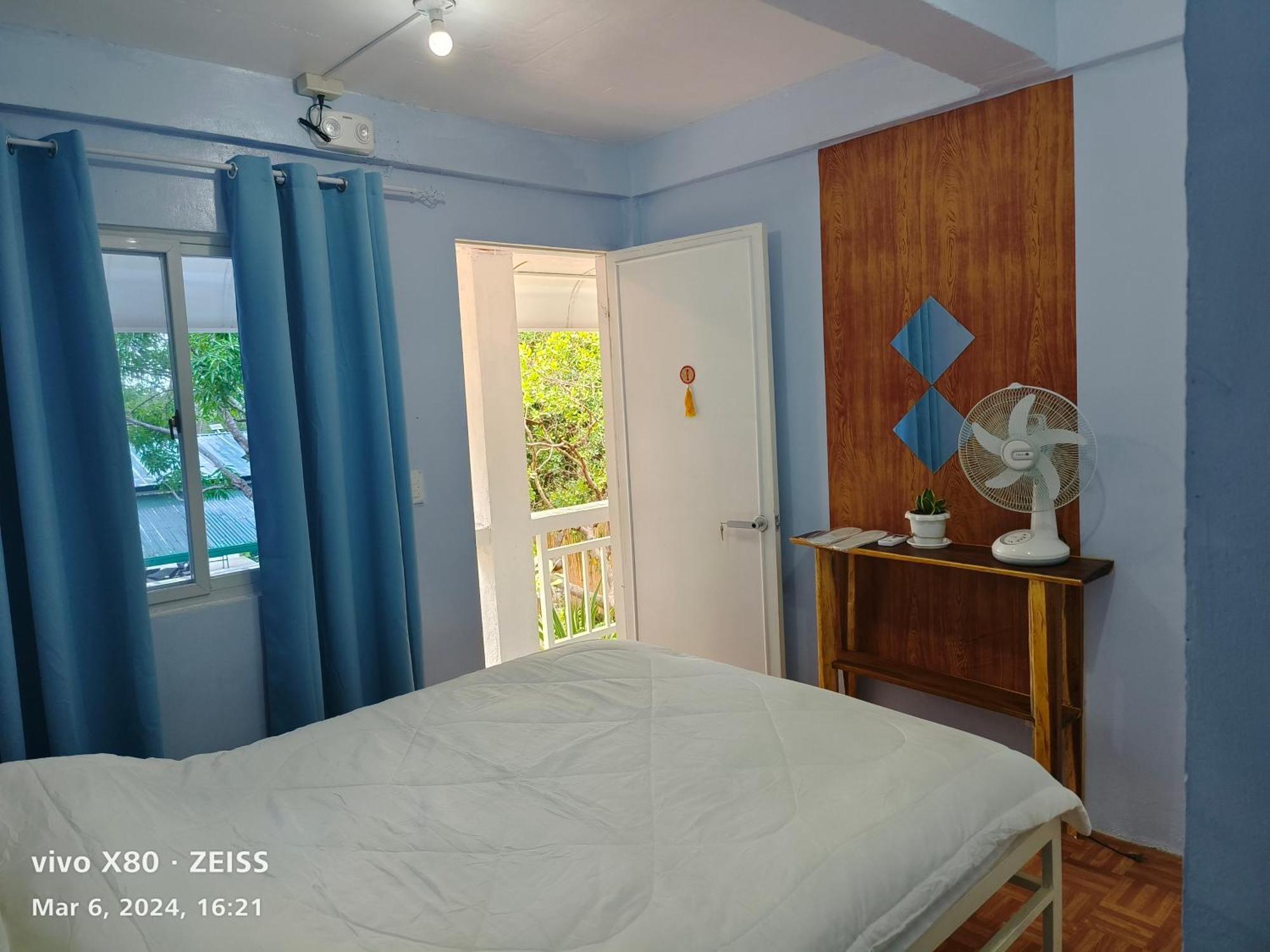 Ani Marie Guest House Coron Exterior foto